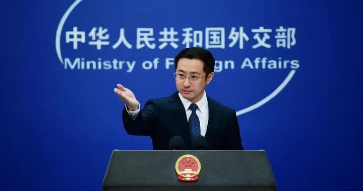 小泉进次郎否认日本走向“新型军国主义”,外交部:有关说辞毫无根据